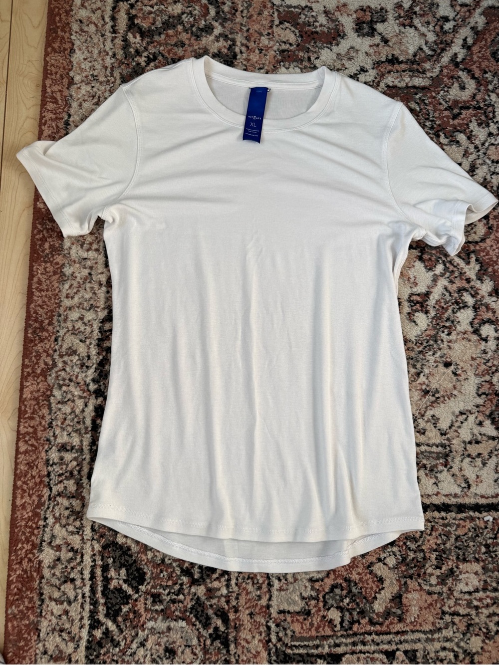 White Women's Crewneck Short-Sleeve Top - kit and ace